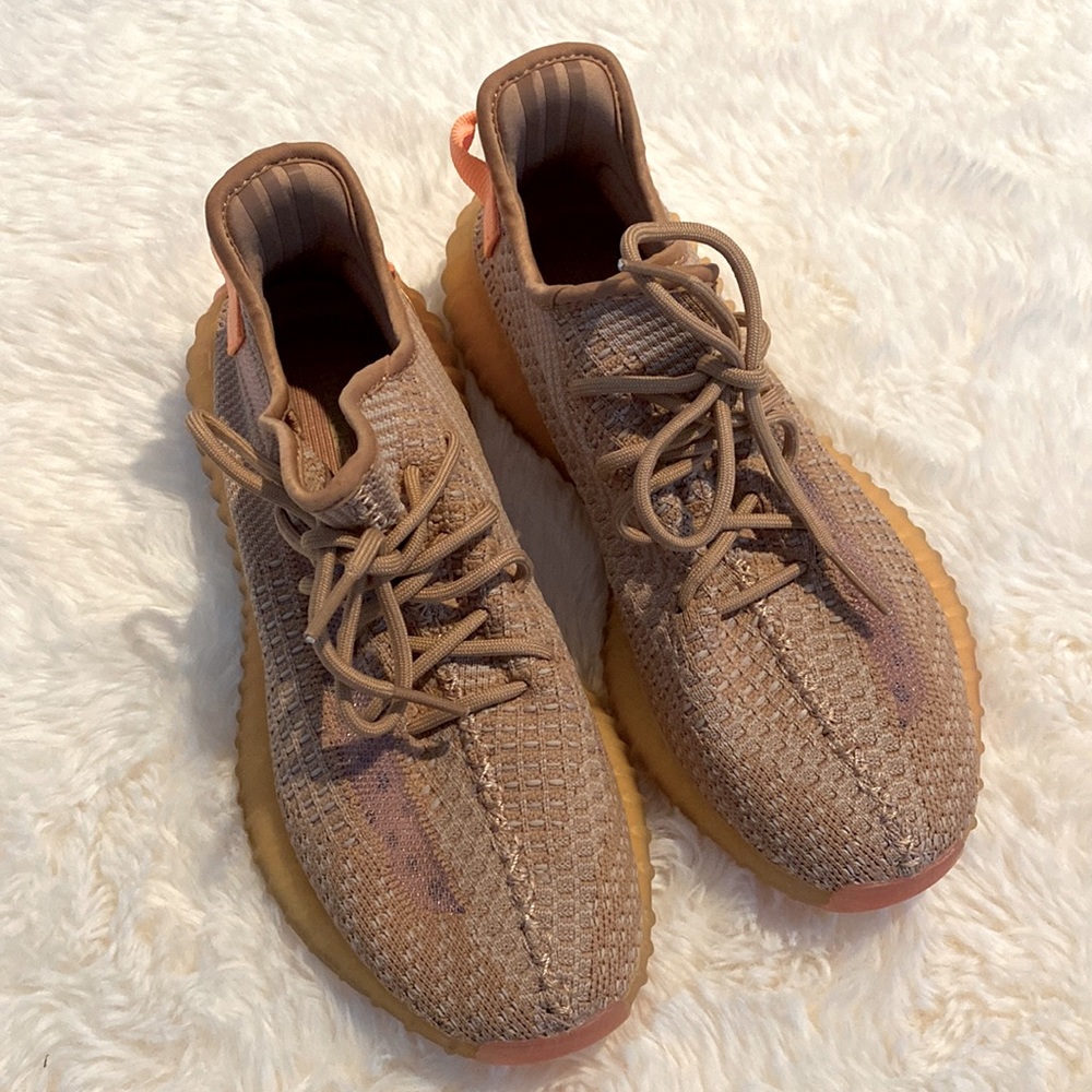 Yeezy boost BRAND NEW without tags *trade*